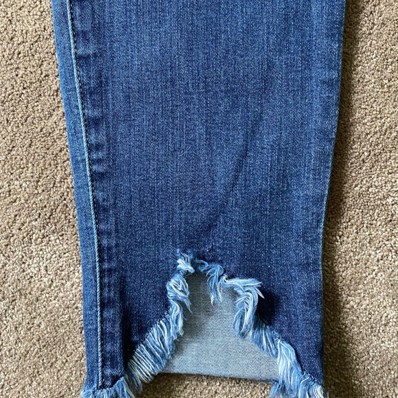 Jeans - Picture 2 of 3